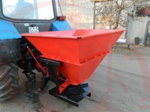Пескоразбрасыватель навесной